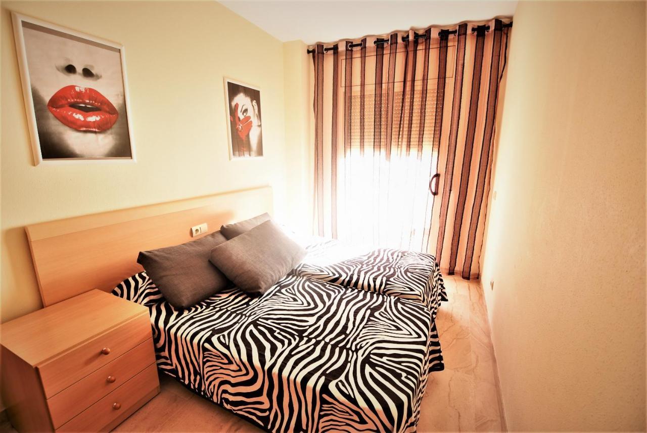 Apartamentos Sol Dorada Салоу Екстер'єр фото